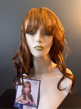 Women's Synthetic Wig in Auburn Brown Susana FM625
